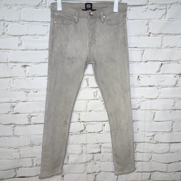 BDG Gray Skinny Jeans - Picture 1 of 6